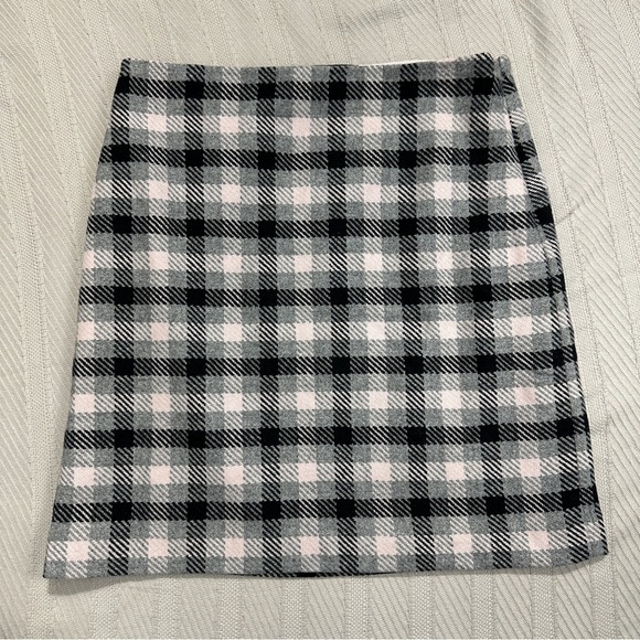 Talbots Petite black label size 6P plaid skirt, wool blend, lined, office - Picture 1 of 8